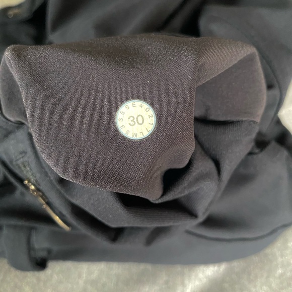 Lululemon ABC Pants - Picture 4 of 4